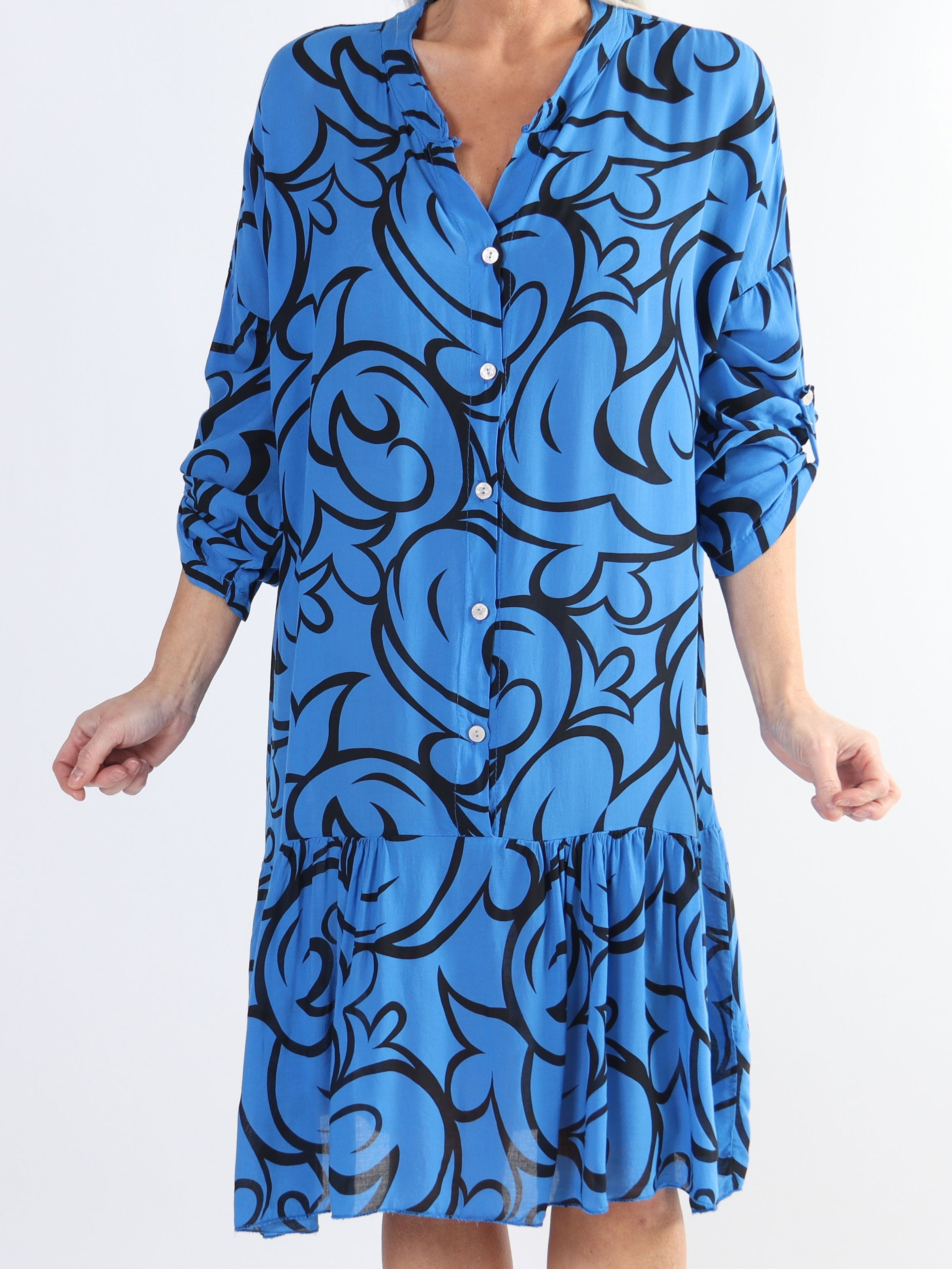 Linda - Mönstrad skjortklänning i stora storlekar med volang